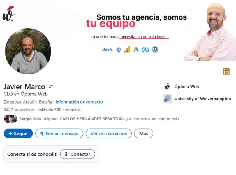 Captura de pantalla de un perfil de LinkedIn con banner corporativo y botones de contacto, ejemplo práctico de cómo usar LinkedIn para generar negocio.